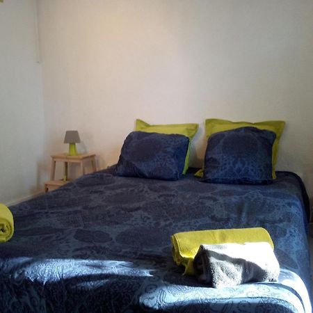 Appartement L'Atypique Пертюи Екстериор снимка