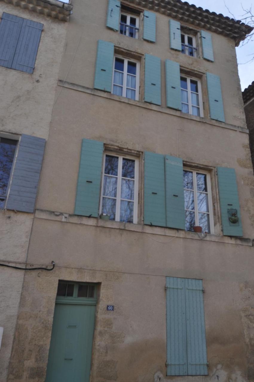 Appartement L'Atypique Пертюи Екстериор снимка